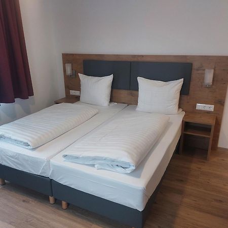 Hotel Stern Gersthofen Εξωτερικό φωτογραφία