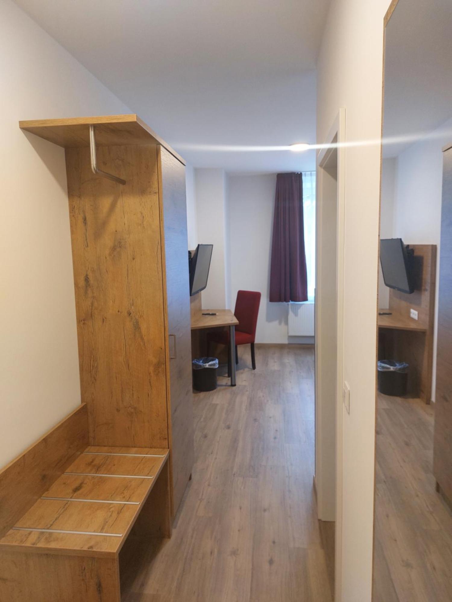 Hotel Stern Gersthofen Εξωτερικό φωτογραφία