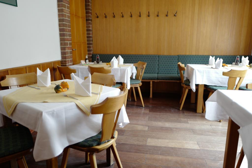 Hotel Stern Gersthofen Εξωτερικό φωτογραφία