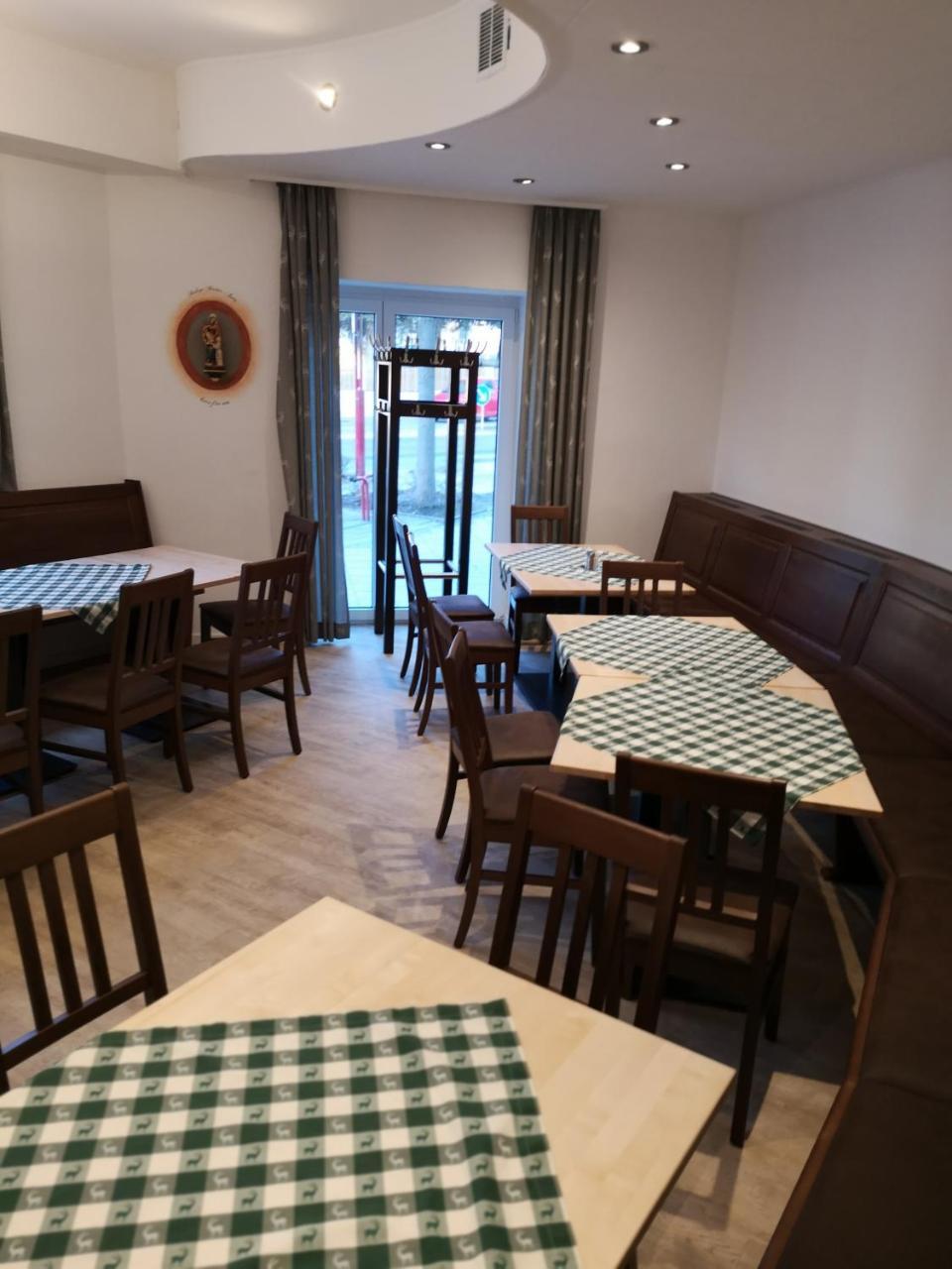 Hotel Stern Gersthofen Εξωτερικό φωτογραφία